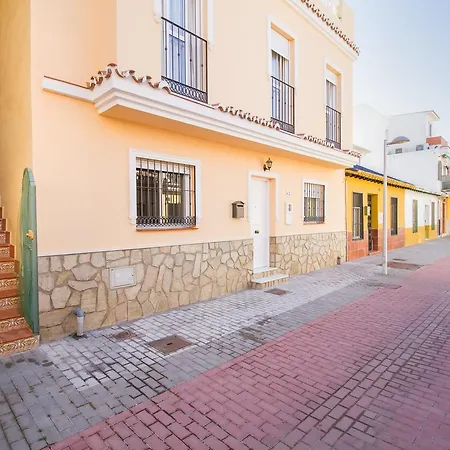 Apartment Cosy One Bedroom Next To The Malaga
