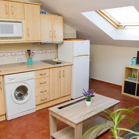 Cosy One Bedroom Next To The Apartment Malaga